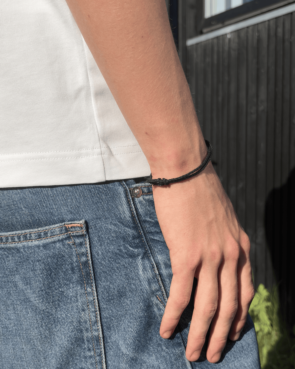 Justerbart Kuldsort Armbånd