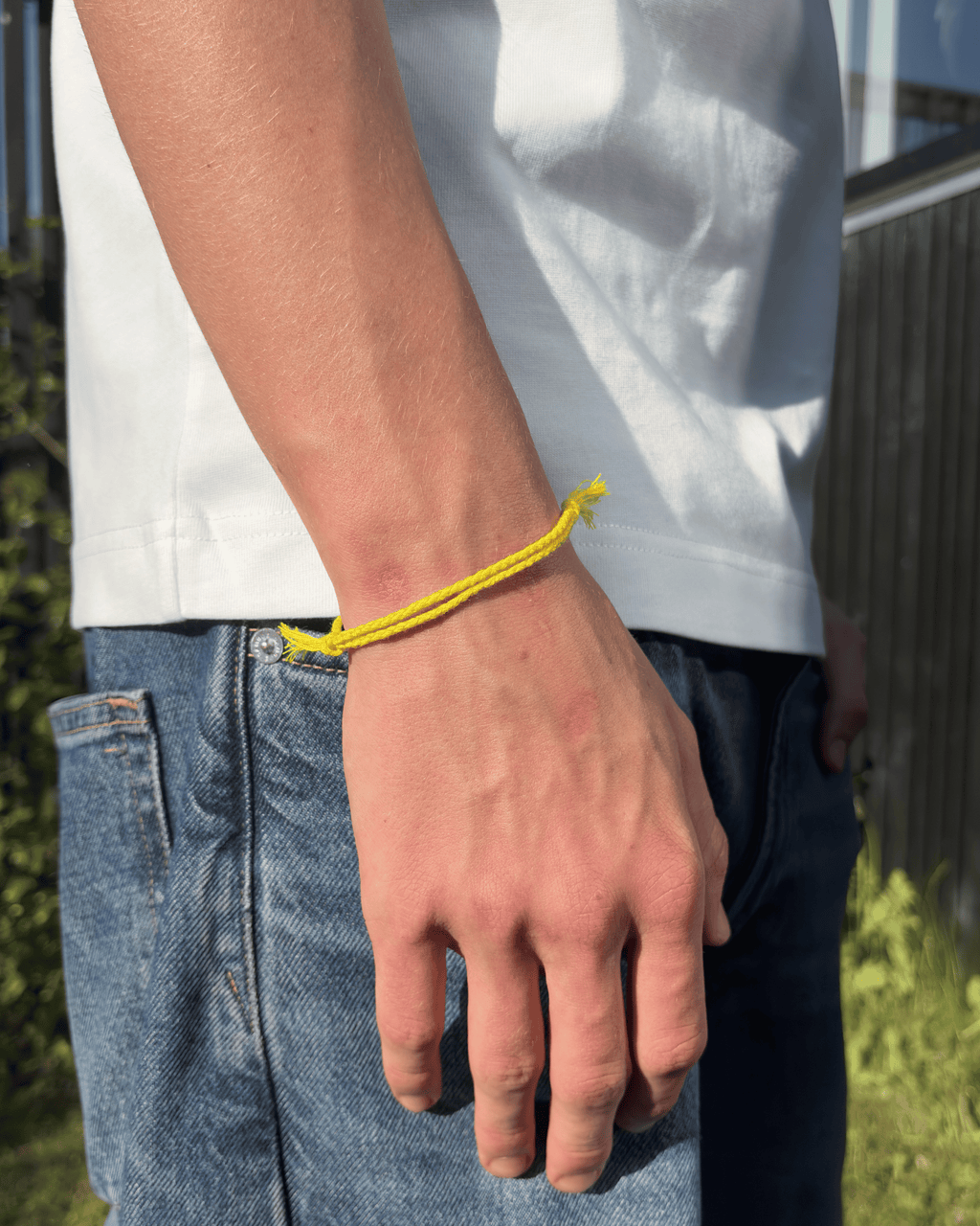 Justerbart Gult Armbånd
