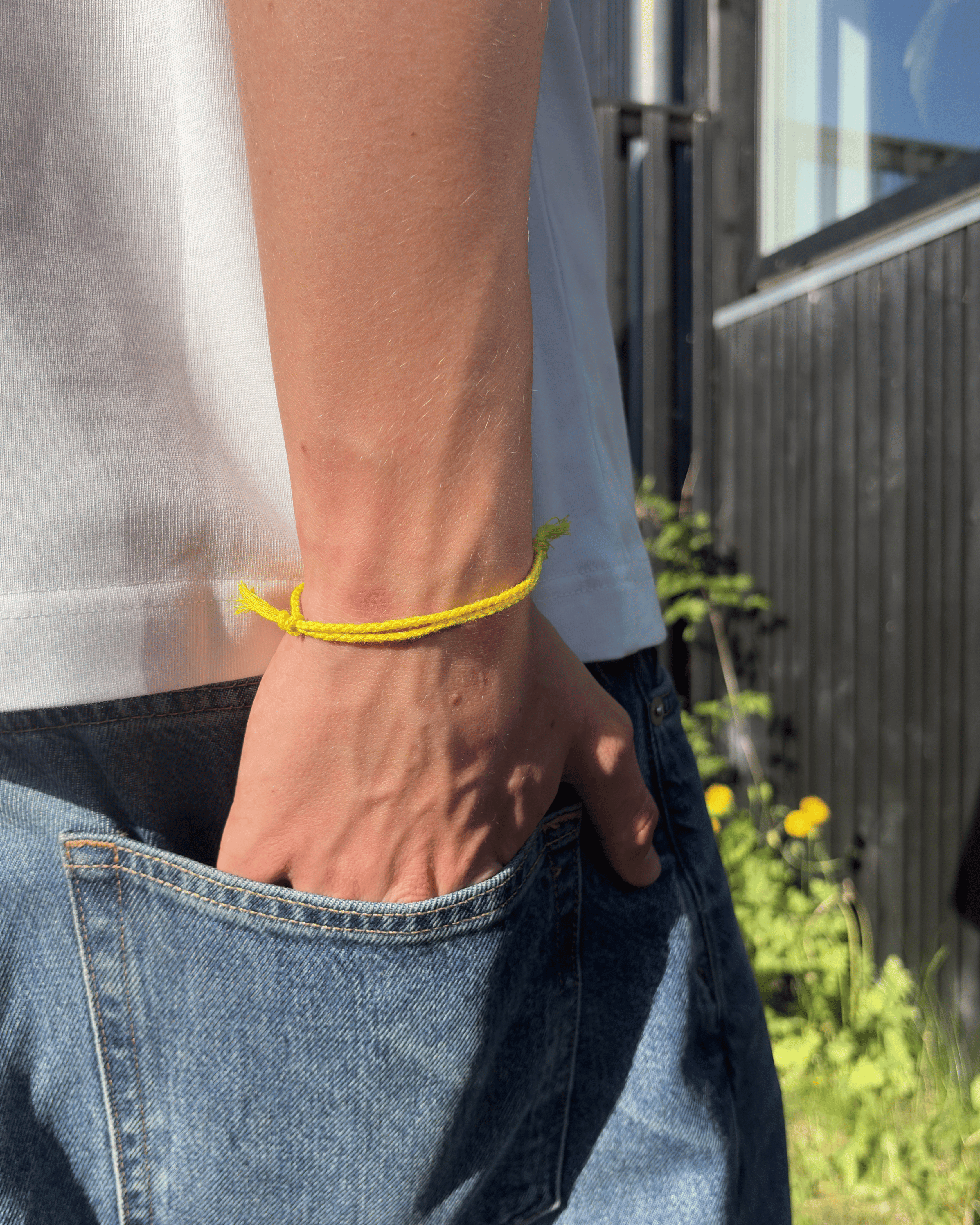 Justerbart Gult Armbånd